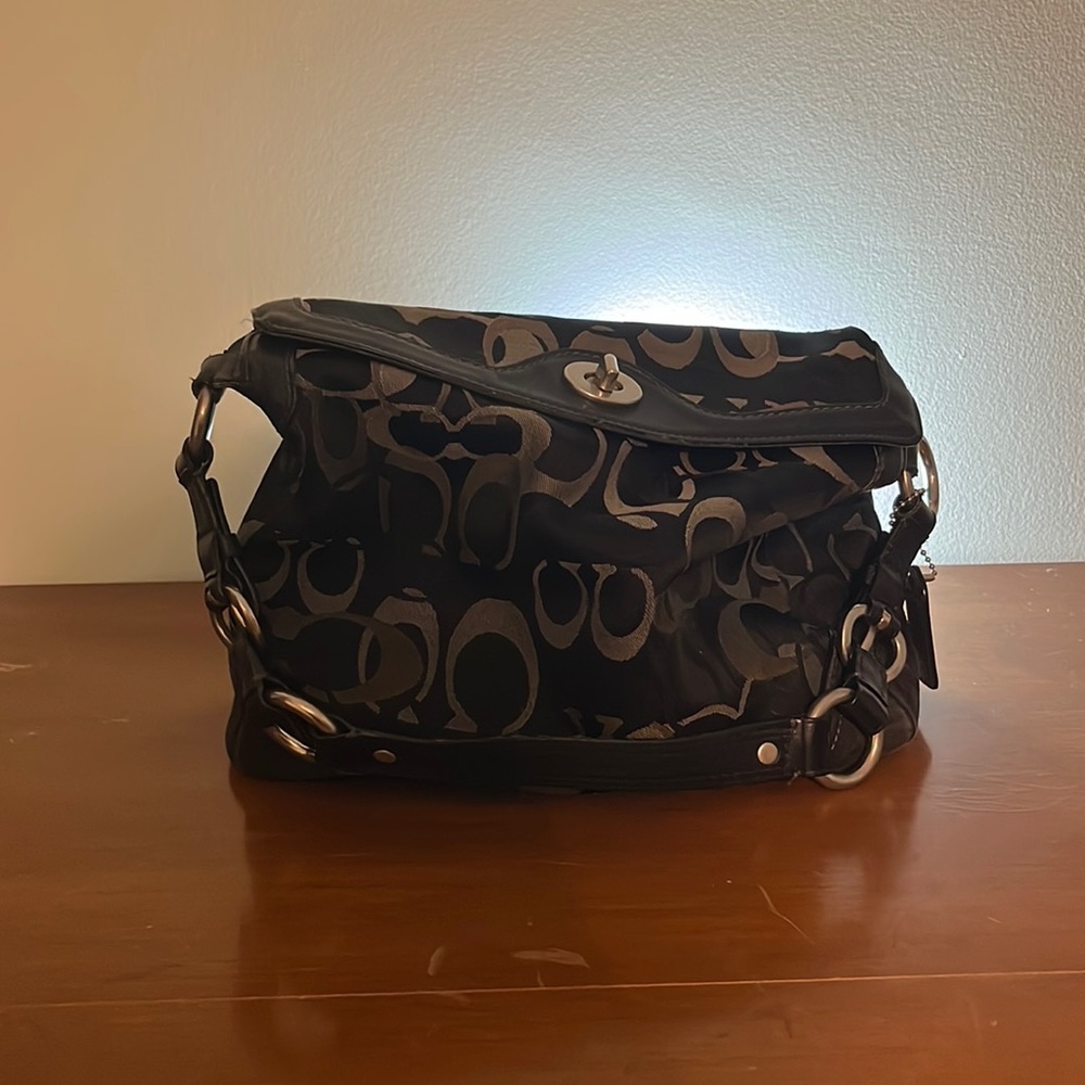 Black grey coach shoulder bag.